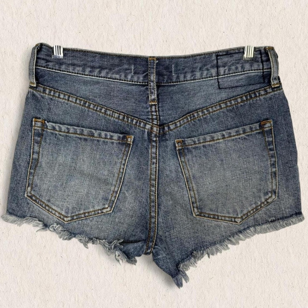 We The Free Denim Shorts 25 Blue Distressed Raw Hem‎ High Rise Boho Festival - Picture 2 of 8